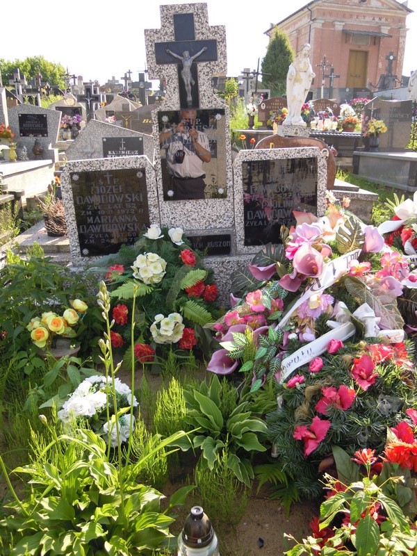 Dariusz Dawidowski Grajewo - Grobonet - Wyszukiwarka osób pochowanych